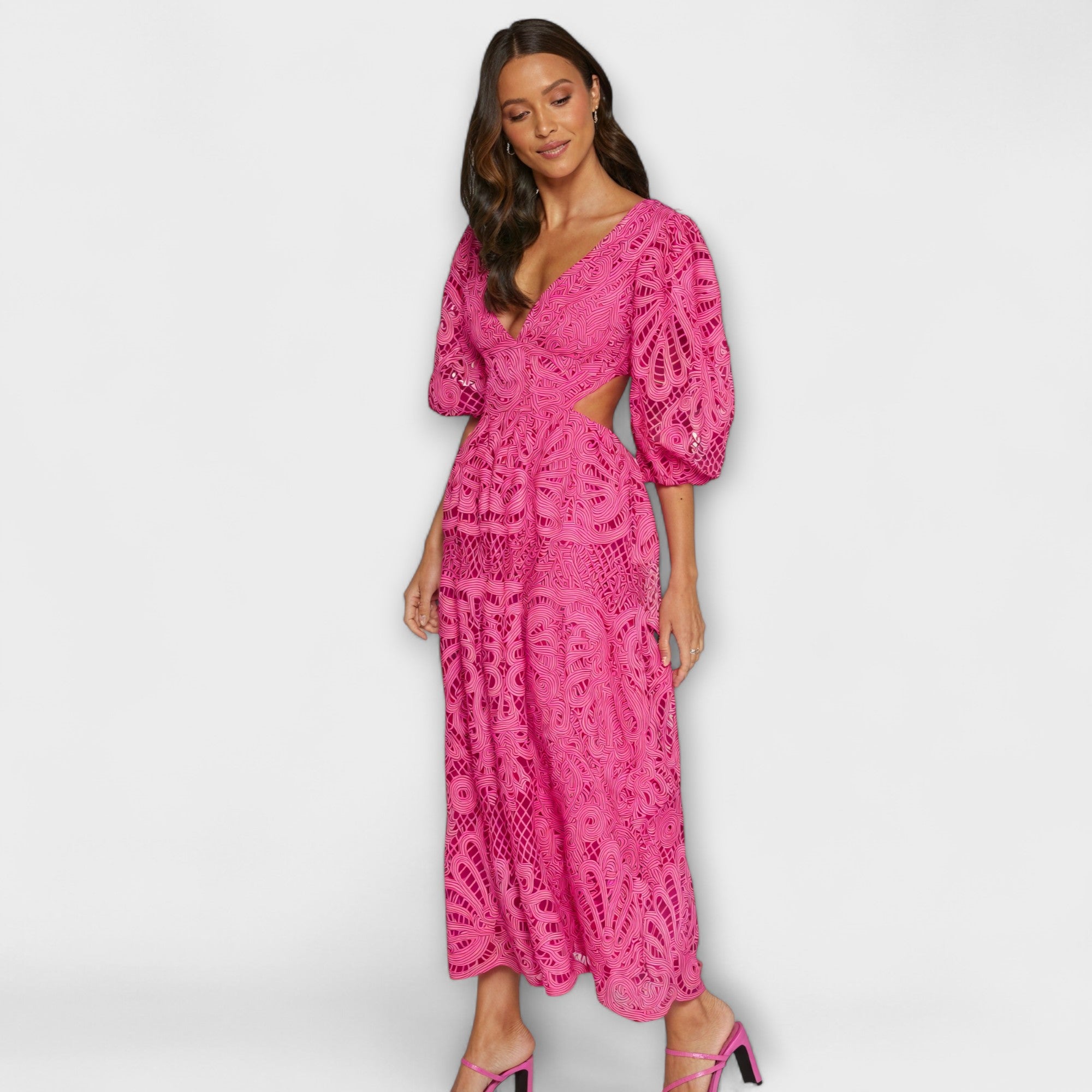 Elegant Dress with Delicate Details